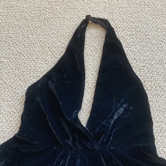 Express Crushed Velvet Halter Backless Tank Top Going Out Blouse Size 4 Black - Picture 6 of 12
